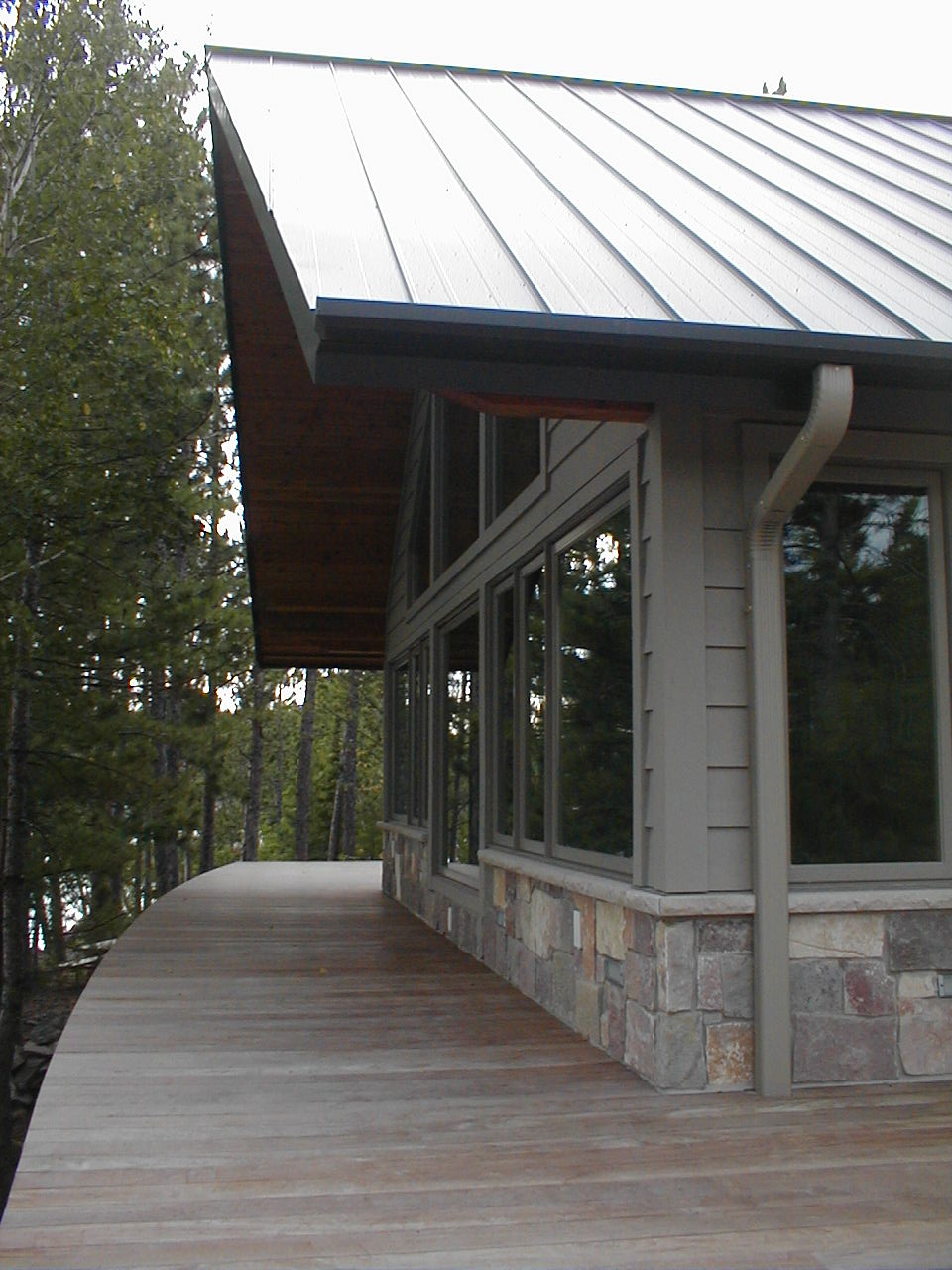 Stone and steel roofing, by Huisman Concepts